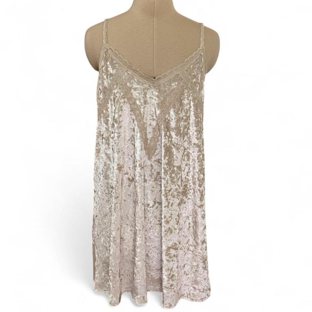 IJoah cream/white velour velvet slip dress with lace trim, size M